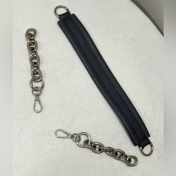 Gray Premium Cowhide Leather Handmade Bow Shaped Kisslock Baguette Bag/Crossbody - Picture 16 of 16